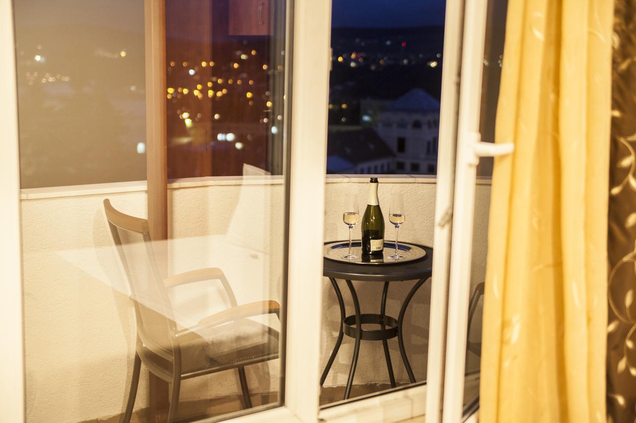 Business Class Apartment Kluž Exteriér fotografie