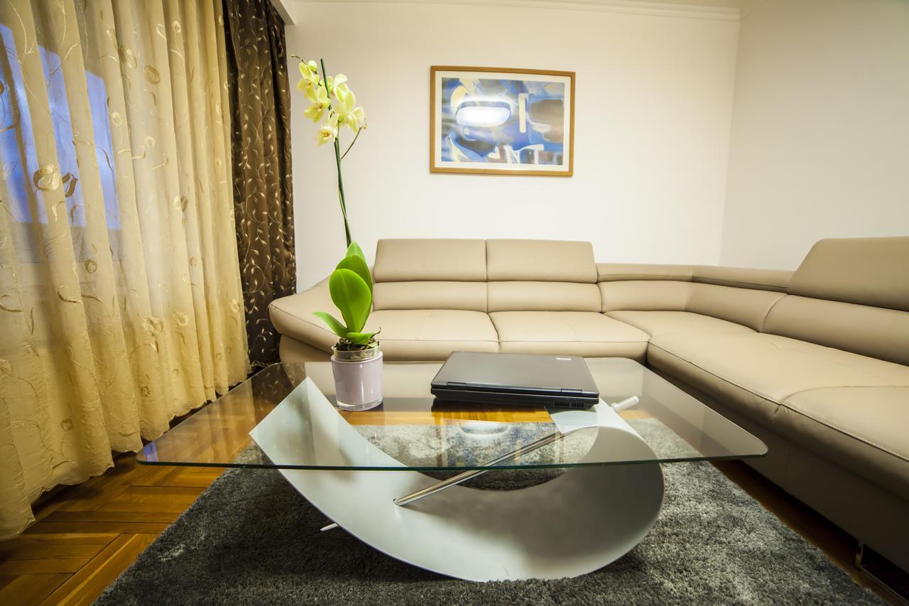 Business Class Apartment Kluž Exteriér fotografie